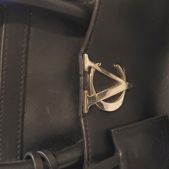 Vince Camuto Signature Crossbody Satchel Bag (#8) - Picture 3 of 12